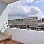 Metropol, Whg 36, Landseite
